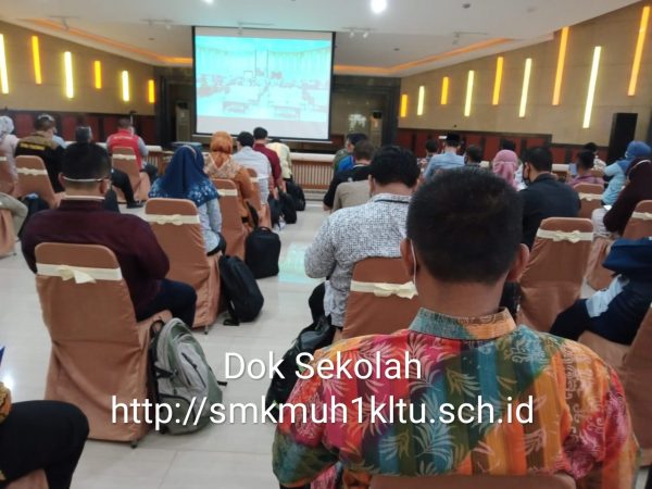 Penguatan Program COE SMK Muhammadiyah 1 Klaten Utara