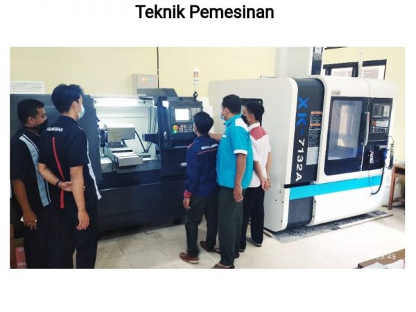 Penampakan lab baru CNC Teknik Pemesinan SMK Muhammadiyah 1 Klaten Utara Penampakan lab baru CNC Teknik Pemesinan SMK Muhammadiyah 1 Klaten Utara