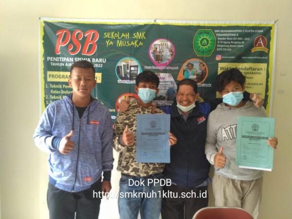 Penitipan calon siswa baru dari SMP Negeri 1 Ngawen